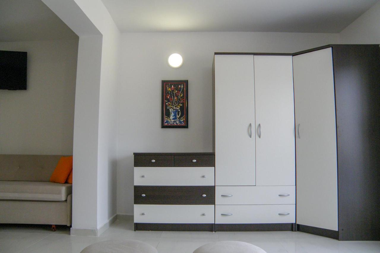 Lada Apartmani Novalja Εξωτερικό φωτογραφία