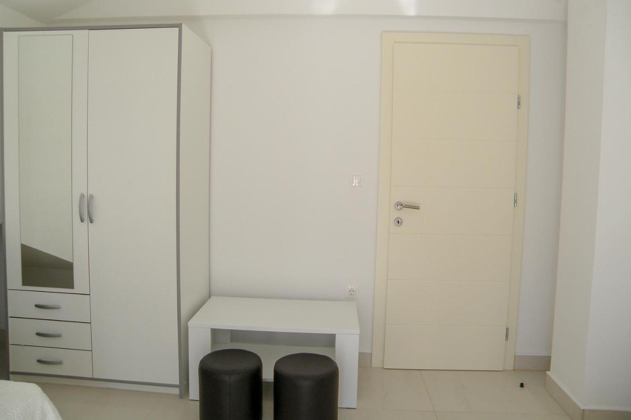 Lada Apartmani Novalja Εξωτερικό φωτογραφία