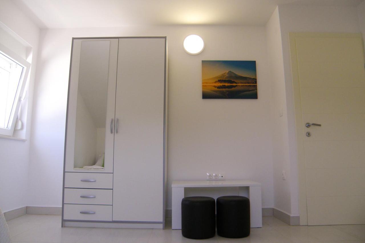 Lada Apartmani Novalja Εξωτερικό φωτογραφία