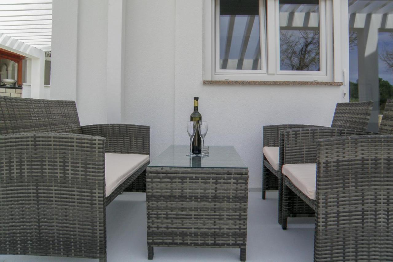 Lada Apartmani Novalja Εξωτερικό φωτογραφία